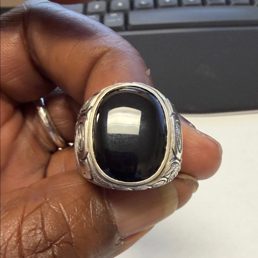 David Yurman Northwest Collection Black Onyx Signet Men's Ring - Picture 2 of 8